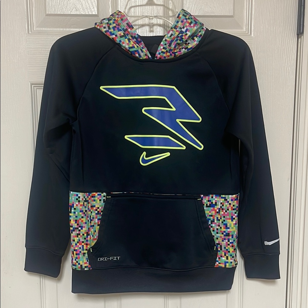 Nike Black Sweatshirt with Graphic Design size Medium